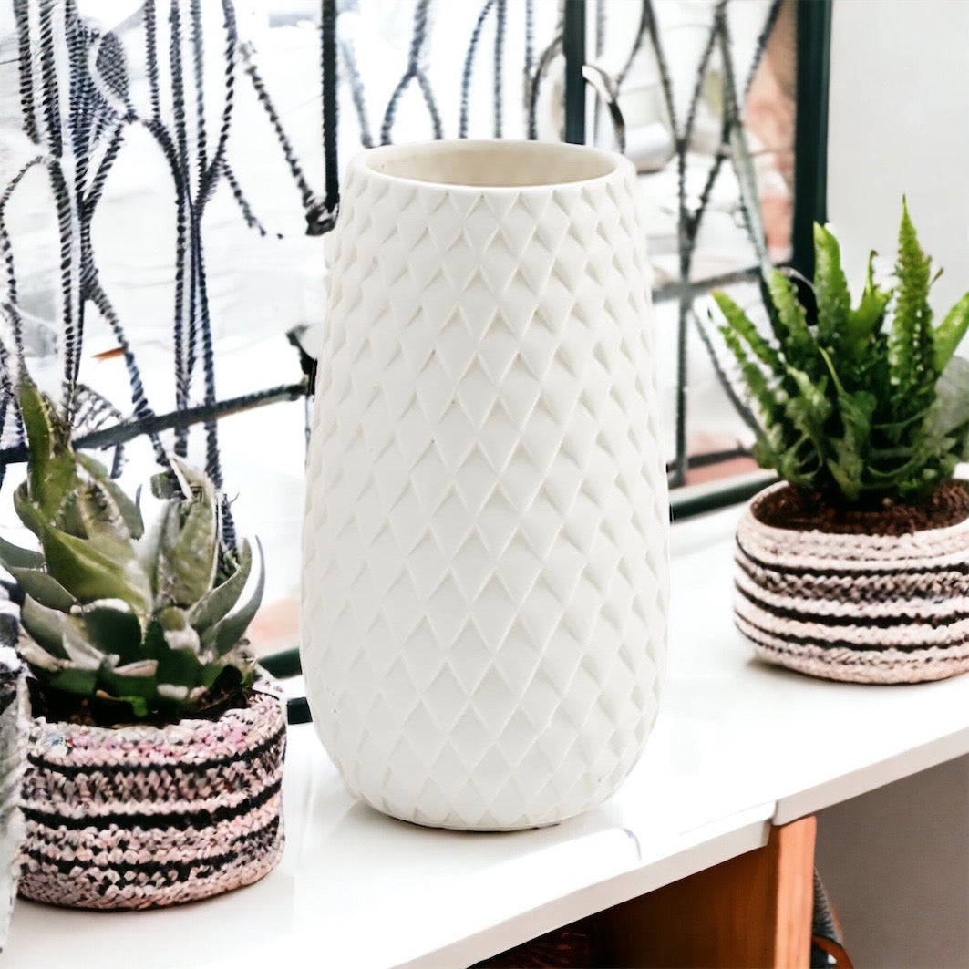 Diamond Weave White Vase – Modern Decorative Vase in Dolomite