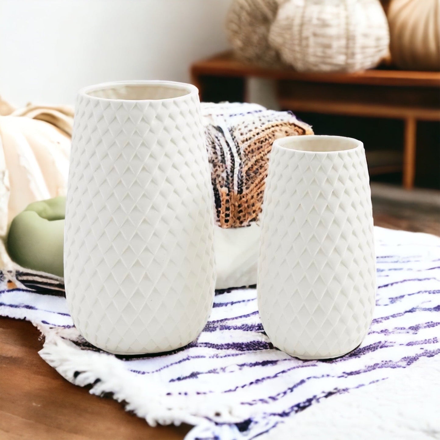 Diamond Weave White Vase – Modern Decorative Vase in Dolomite