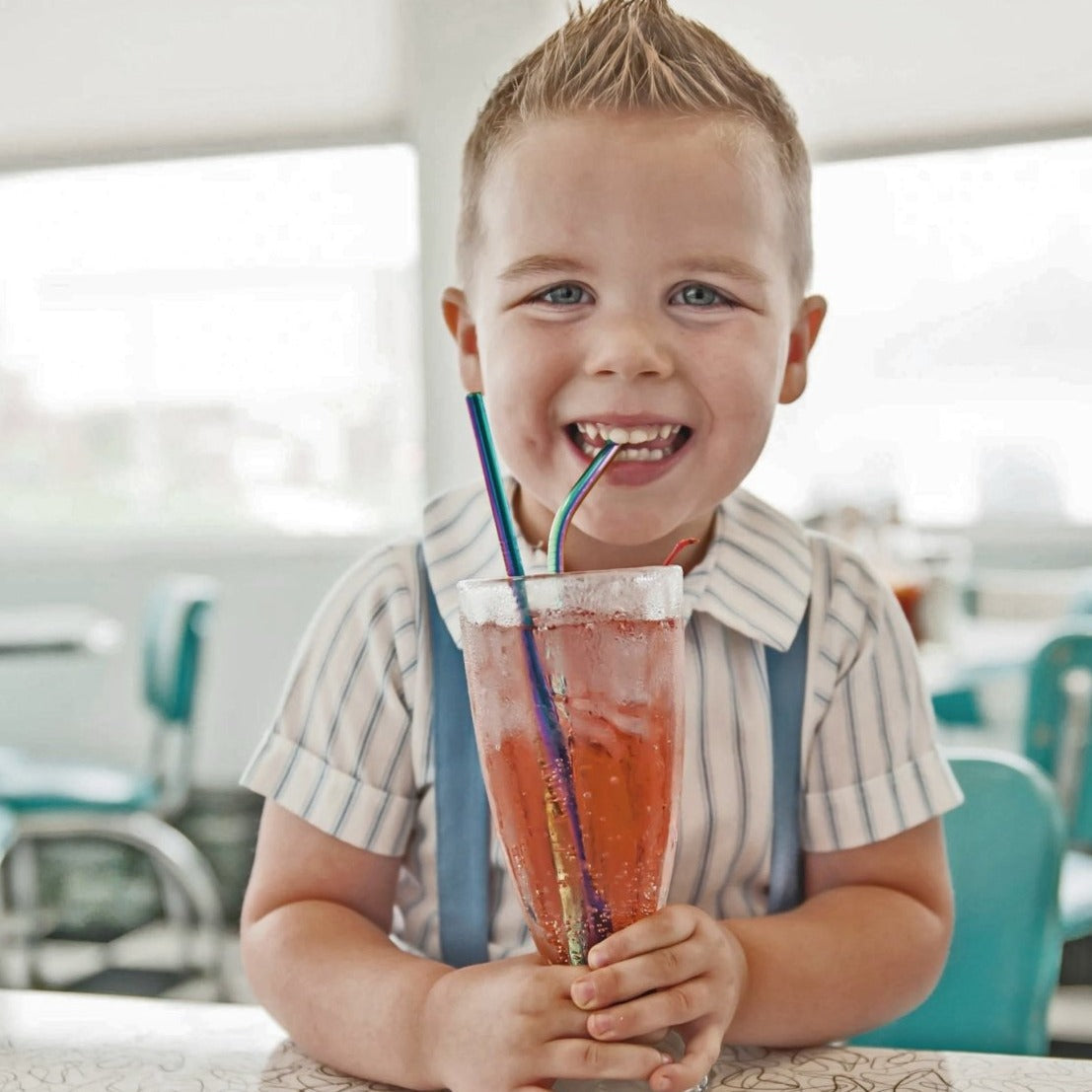Sweetie Set – 5-Piece Reusable Metal Straw Set with Carrying Bag & Cleaner